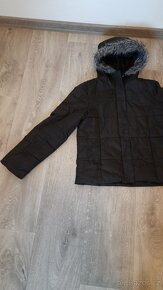146/152 Černá dívčí podzimní bundička - 6