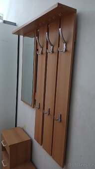 Věšák s botníkem - 6
