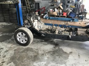 Nissan - 6