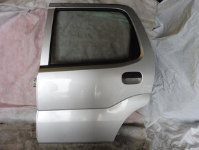 Prodám díly z nebourané SUZUKI IGNIS 4x4, rv: 2005 - 6