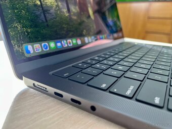 Apple MacBook Pro 14" M4 MAX | 36GB | 1TB SSD | ZÁRUKA 2028 - 6