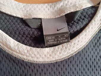 NIKE sportovní oblečení (nové+málo nošené) - 6