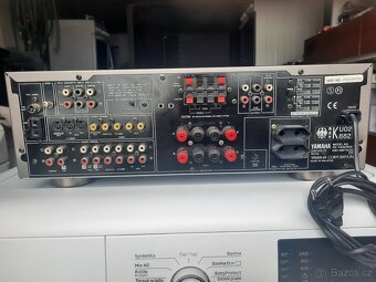Zesilovač yamaha - 6