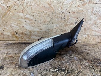 PRAVÉ ZPĚTNÉ ZRCÁTKO VW PASSAT B5.5 FAC. 3B0857934B 7 PIN - 6