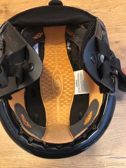 Lyžařská helma Salomon, brýle Salice zdarma - 6