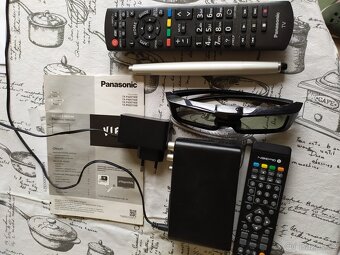 Prodám TV PANASONIC TXP42ST60E - 6