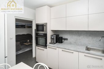 Prodej bytu 3+kk s lodžií po rekonstrukci, 82 m2 - 6