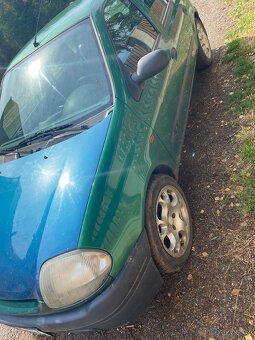 Renault clio 1.2 - 6