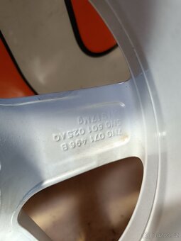 Volkswagen Sharan, Tiguan + zimní pneu 215/65 R16 - 6