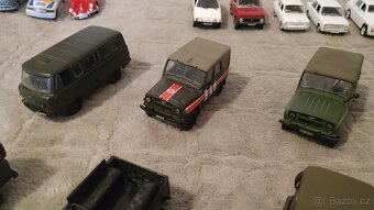 Modely autíček 1:43 - 6