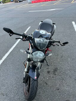 Ducati Monster 796 - 6