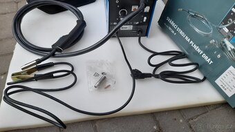NOVÁ Svářecí stroj na plněný drát Flux SV120-F - 6