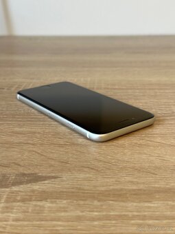 iPhone SE 2020 64 GB BÍLÝ, TOP - 6