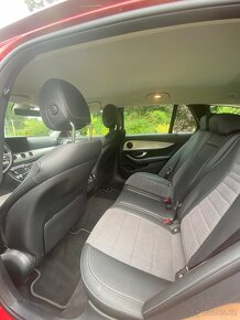 Mercedes Benz E200 - 6
