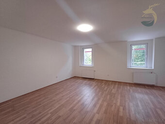 Velkorysý byt 1+1, 67 m², Stod – moderní bydlení kousek od P - 6