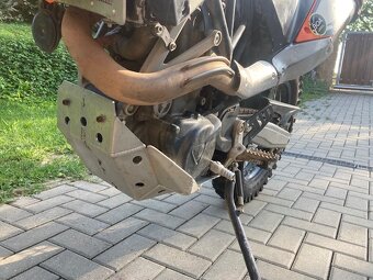 KTM 690 Enduro 2010 - 6