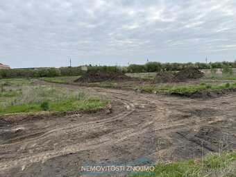 Prodej posledních 3 stavebních pozemků, k.ú. Havraníky u Zno - 6