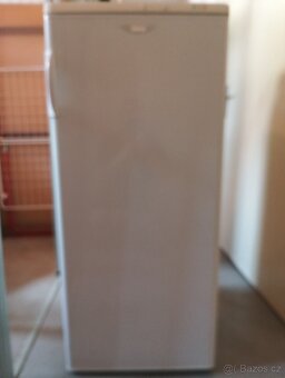 Prodám starší FUNKČNÍ mrazák ZANUSSI. - 6