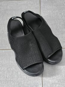 Černé sandále na klinku 40 - 6