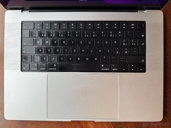 Macbook Pro 16 M1 pro - 6