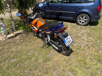 Honda CBR 125 /2007 - 6