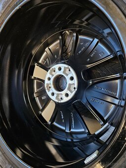 Orig. Mercedes GLC Zimní Bridgestone 235/55/19 Top - 6