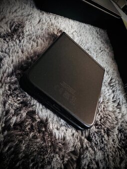 Samsung Zflip 3 - 6