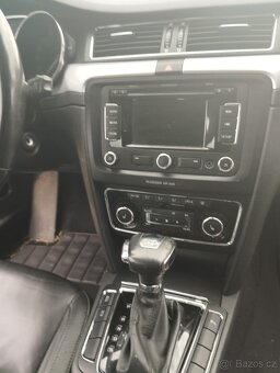 Škoda superb 4x4 sedan.2.0 - 6