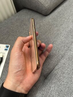 Prodám iPhone XS 64gb - 6