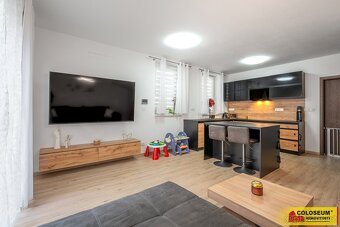 Hrušovany nad Jevišovkou, novostavba RD 4+kk, parkovací stán - 6