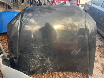 Audi a4b7 kapota, nárazník - 6