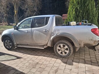 Mitsubishi L200 - 6