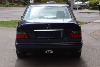 MERCEDES-BENZ 124 E420 205kW - 6