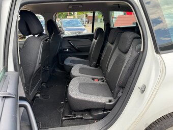 Citroen C4 Picasso 7 míst - 6