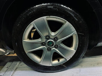 Vůz na díly Škoda Octavia 2 FL sedan 2013 CFHC PBF LF9R - 6