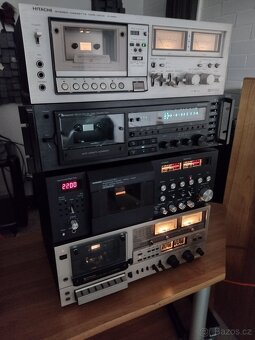 HITACHI D-980 - 6