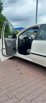 Ford Fusion - 6