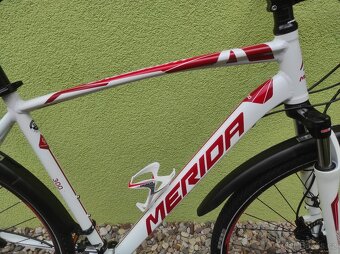 Značkové trekové kolo Merida Crossway 28"/21,5" disk - 6