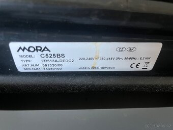 Prodám plynový sporák Mora - 6
