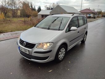 VW Touran, 1.9TDI , 77Kw, r.v. 2007 , Bez koroze - 6