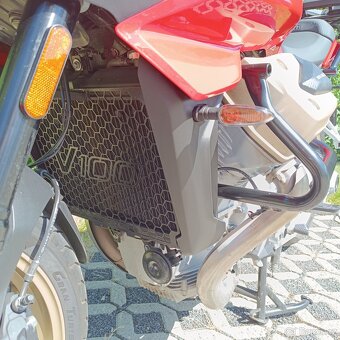 Moto Guzzi V100 Mandello - 6