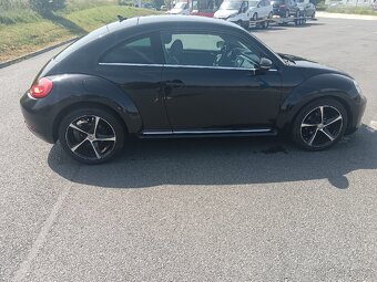 VW BEEATLE 1,6 tdi - 6