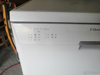 MYČKA ELECTROLUX - 6