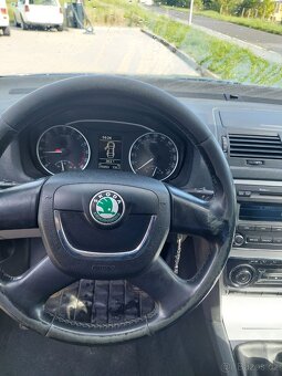 Prodám Škoda Octavia 2 hatchback - 6