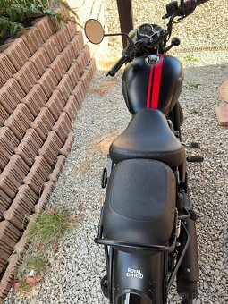 Royal Enfield Classic 350 - 6