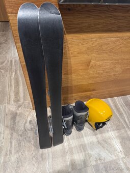 Atomic 90, lyžáky Technica 33, přilaba - dětský lyžařský set - 6