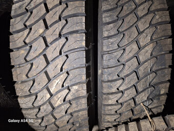 Prodám pneu 295/80 R22,5 - 6