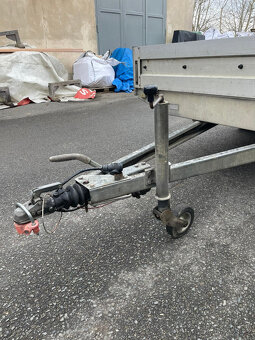 PŘÍVĚS ZA AUTO - 6