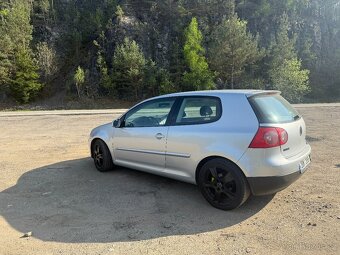 Volkswagen Golf, 2.0 TDi 103 kw - edice SPORT - 6