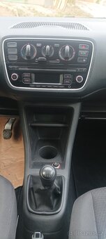 VW Up ,999 ,44KW ,04/16 . - 6